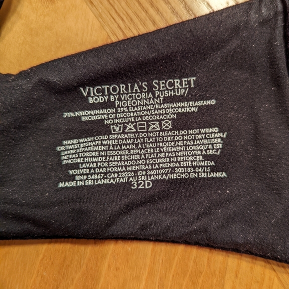 Victoria Secret Body by Victoria 32D Bra - Picture 3 of 6